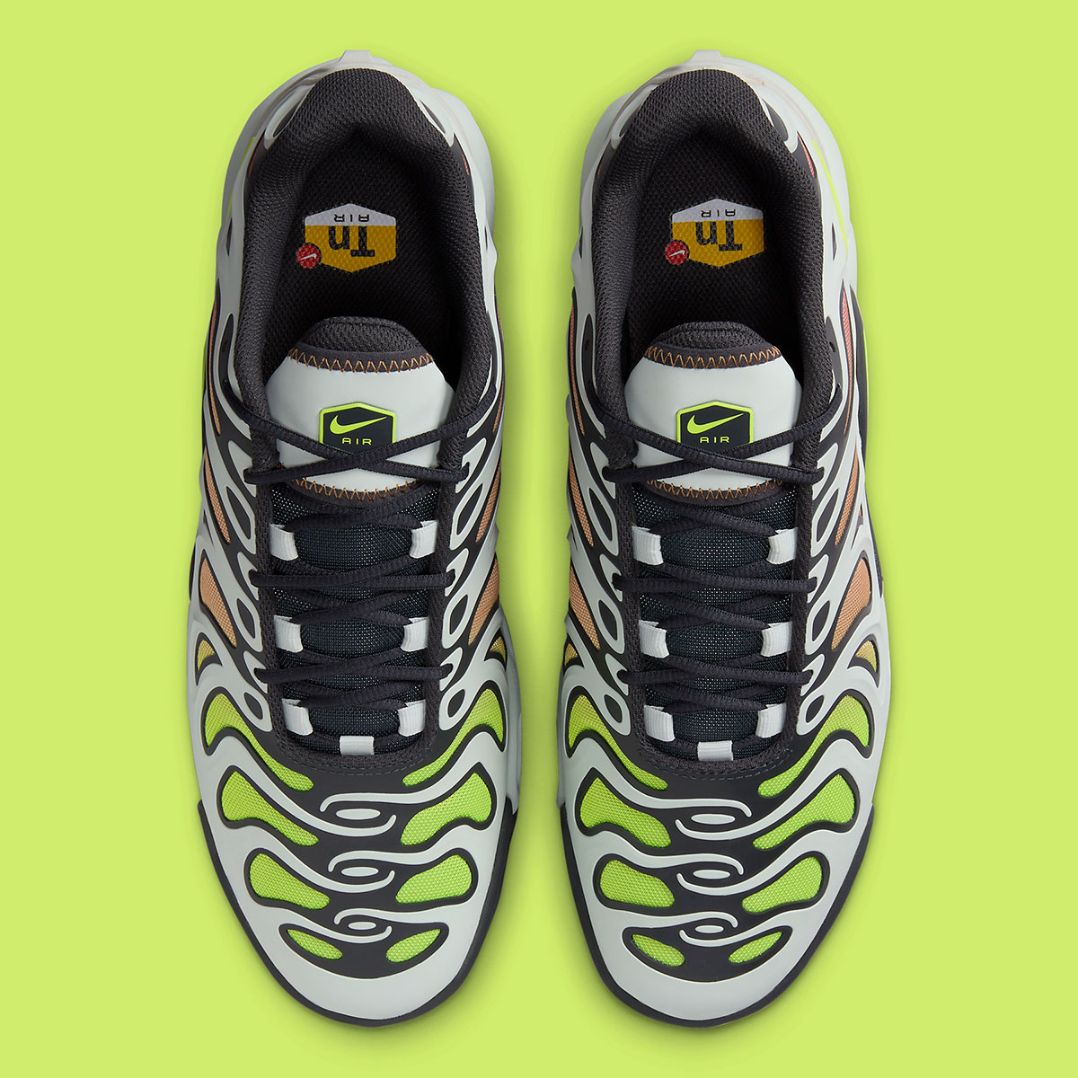 Nike Air Max Plus Drift Light Silver Barely Volt Fd4290 009 3