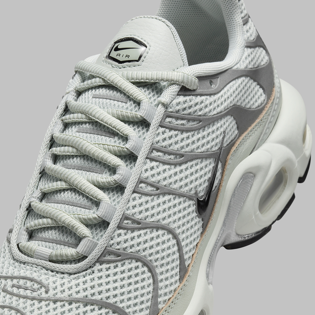 Nike Air Max Plus Womens Grey Fv8480 002 6