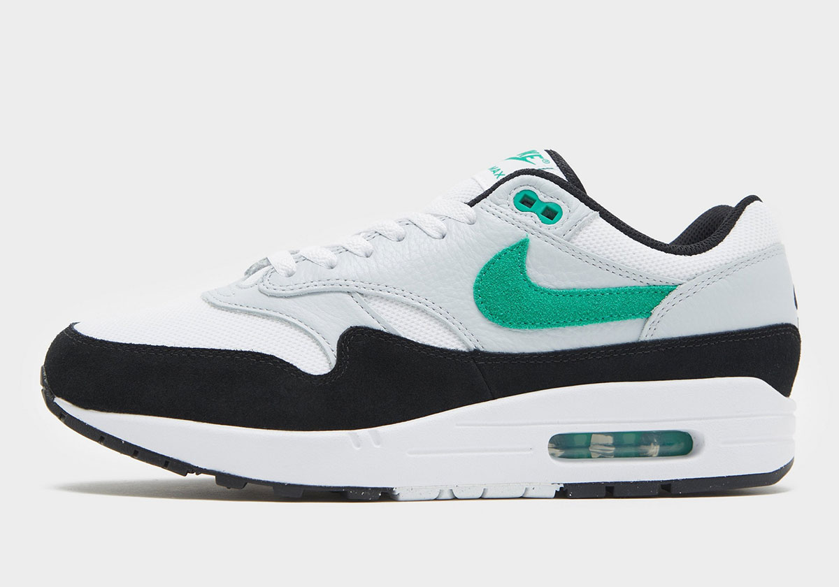 Nike Ar Max 1 Malachite Black White 1