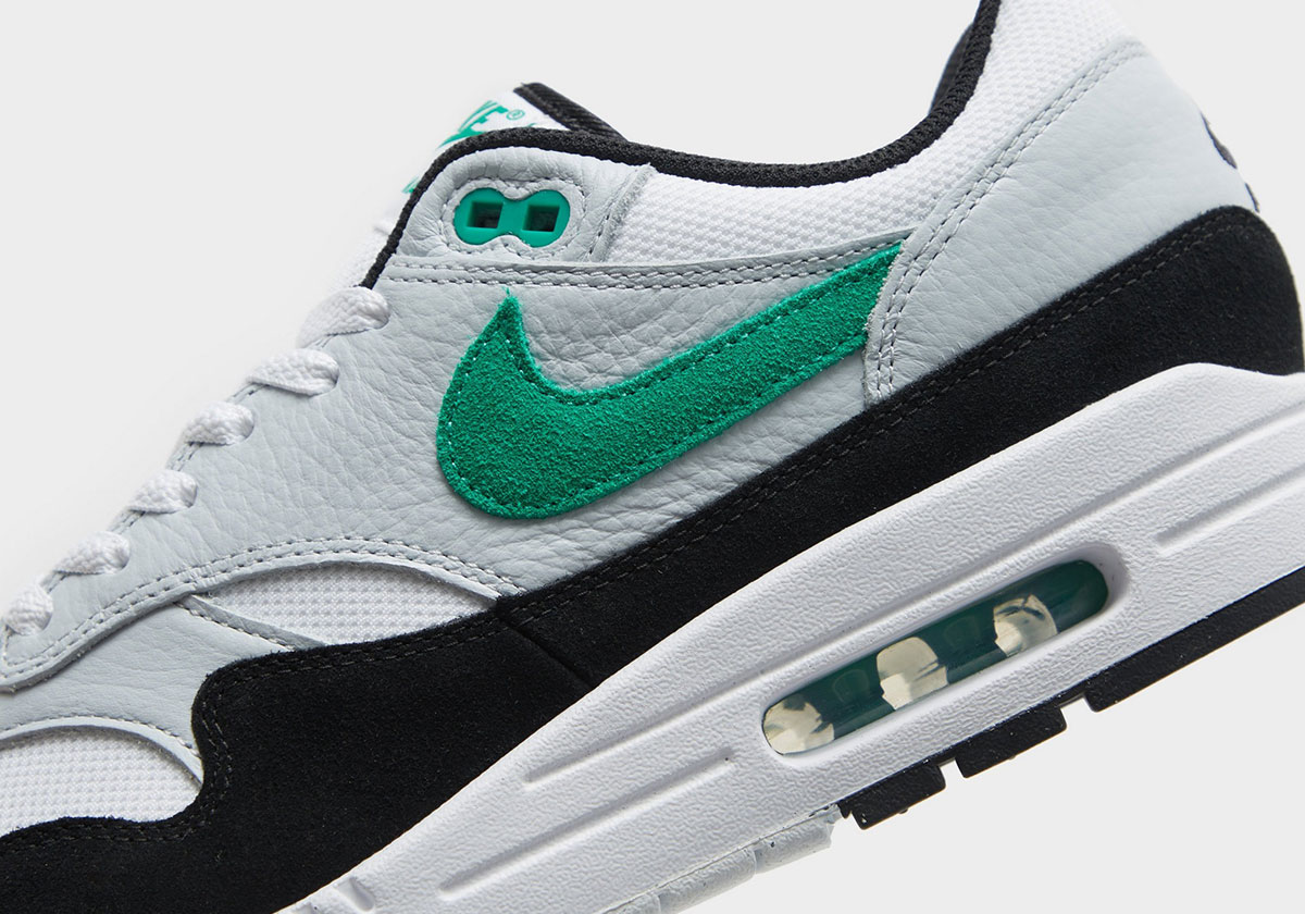 Nike Ar Max 1 Malachite Black White 4