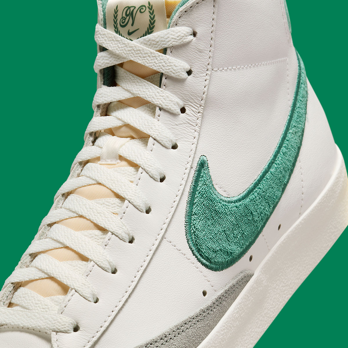 Nike Blazer Mid 77 Resort And Sport Fn5822 100 3