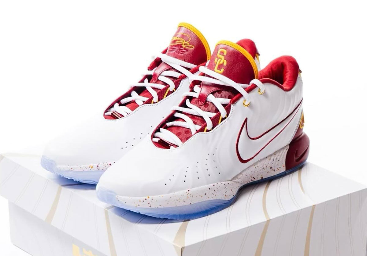 Nike Lebron 21 Usc Trojans Pe 2