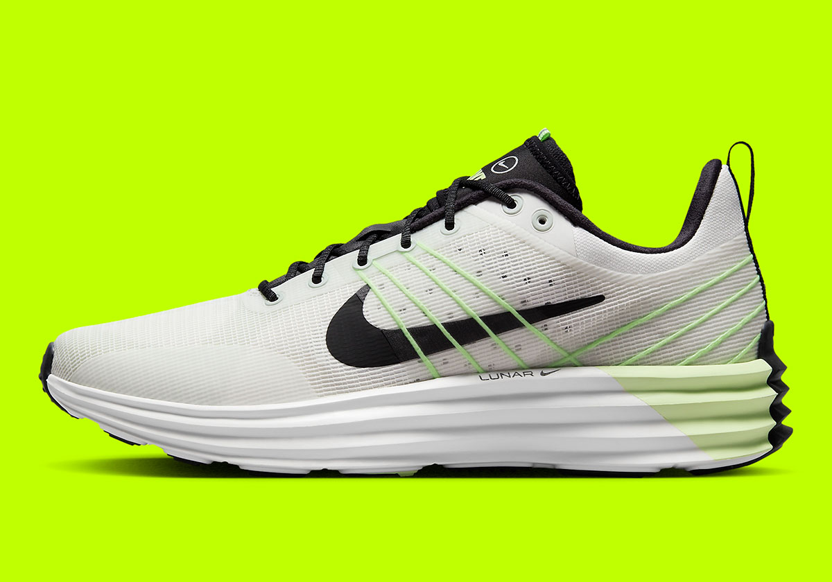 Nike Lunar Roam Summit White Black Barely Volt Hj8999 100 1