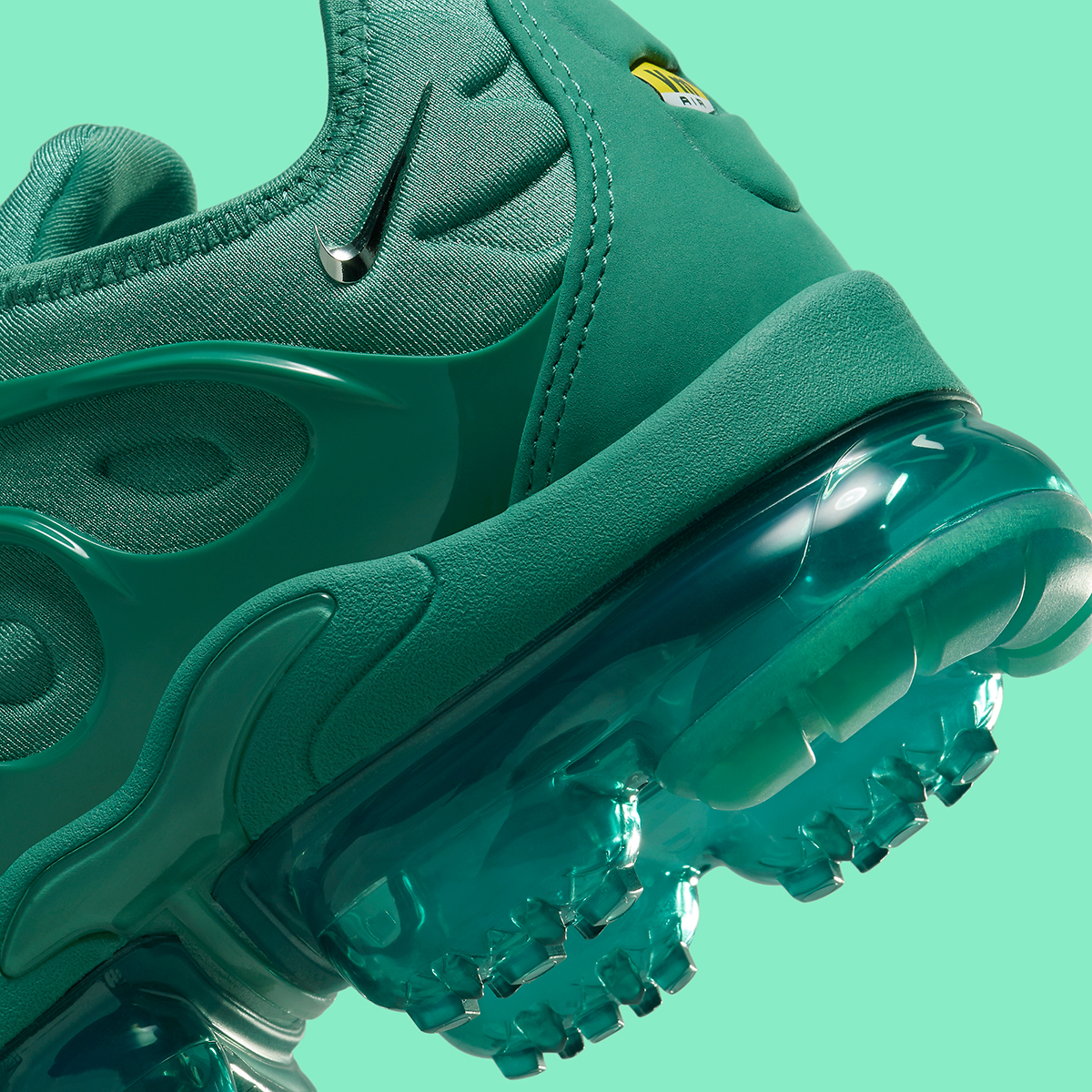 Nike Vapormax Plus Emerald Green Hf5048 361 2