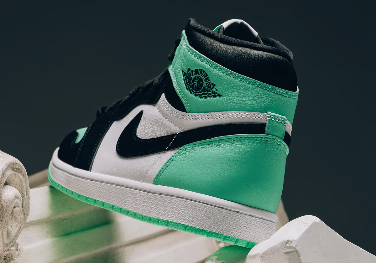 Air Jordan 1 Green Glow Store List 5