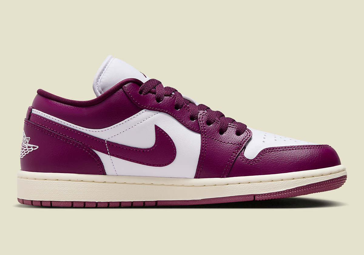 Air Jordan 1 Low Fireberry Sail Dc0774 161 8