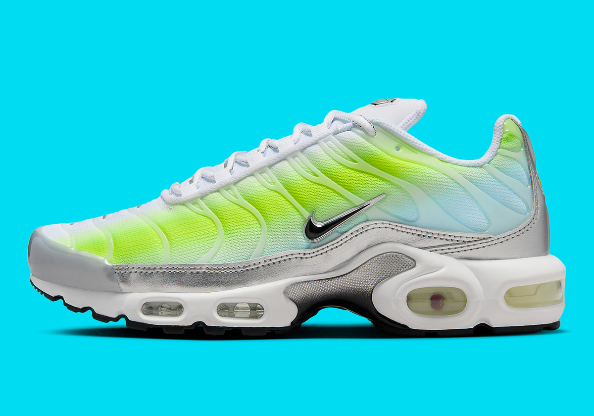 Nike Air Max Plus Silver Neon Aquarius Blue Hj9574 100 4