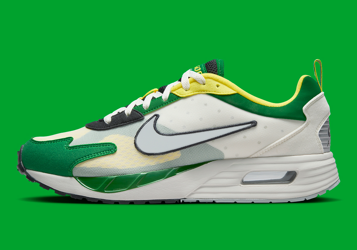 Nike Air Max Solo Ncaa Pack Oregon Fz4837 001 1