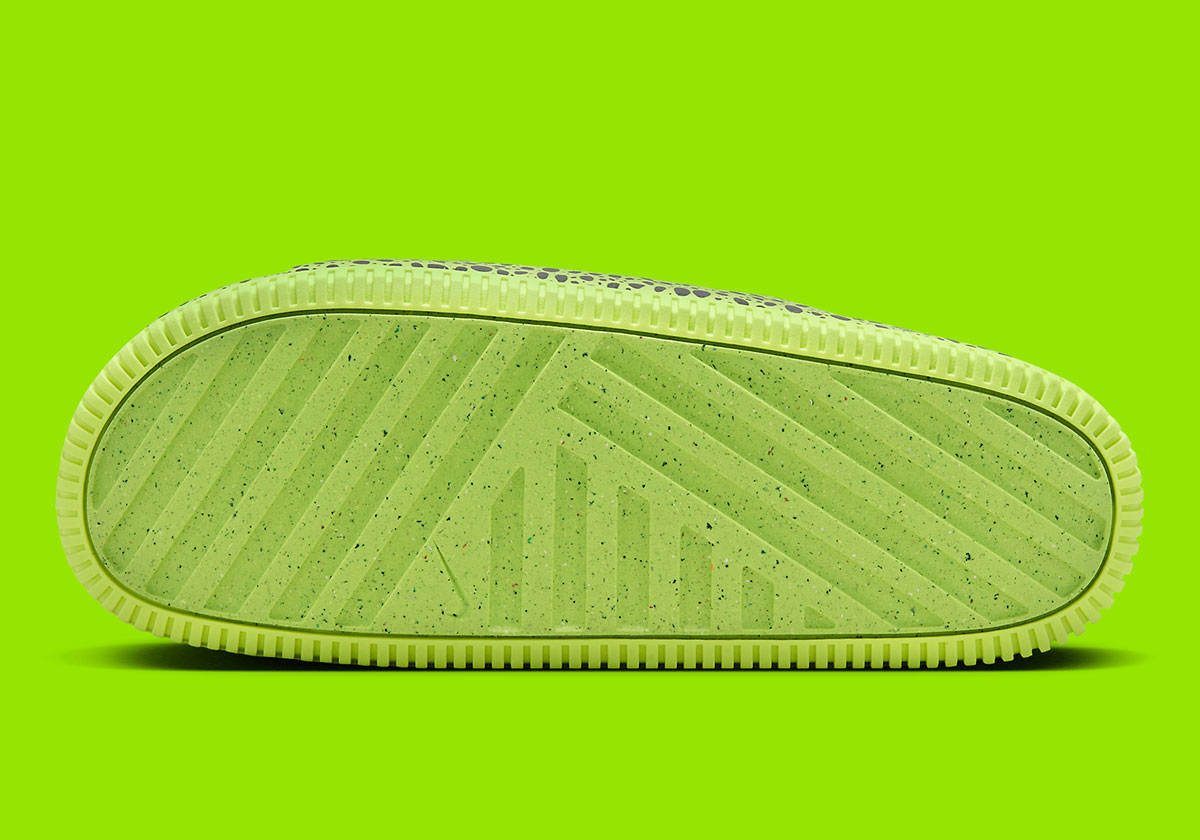 Nike Calm Slide Safari Volt Hf1067 700 3