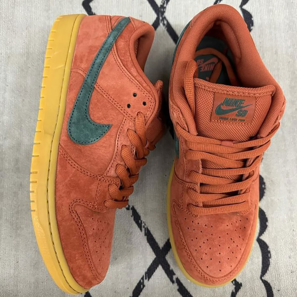 Nike Sb Dunk Low Burnt Sunrise Hf3704 800 4