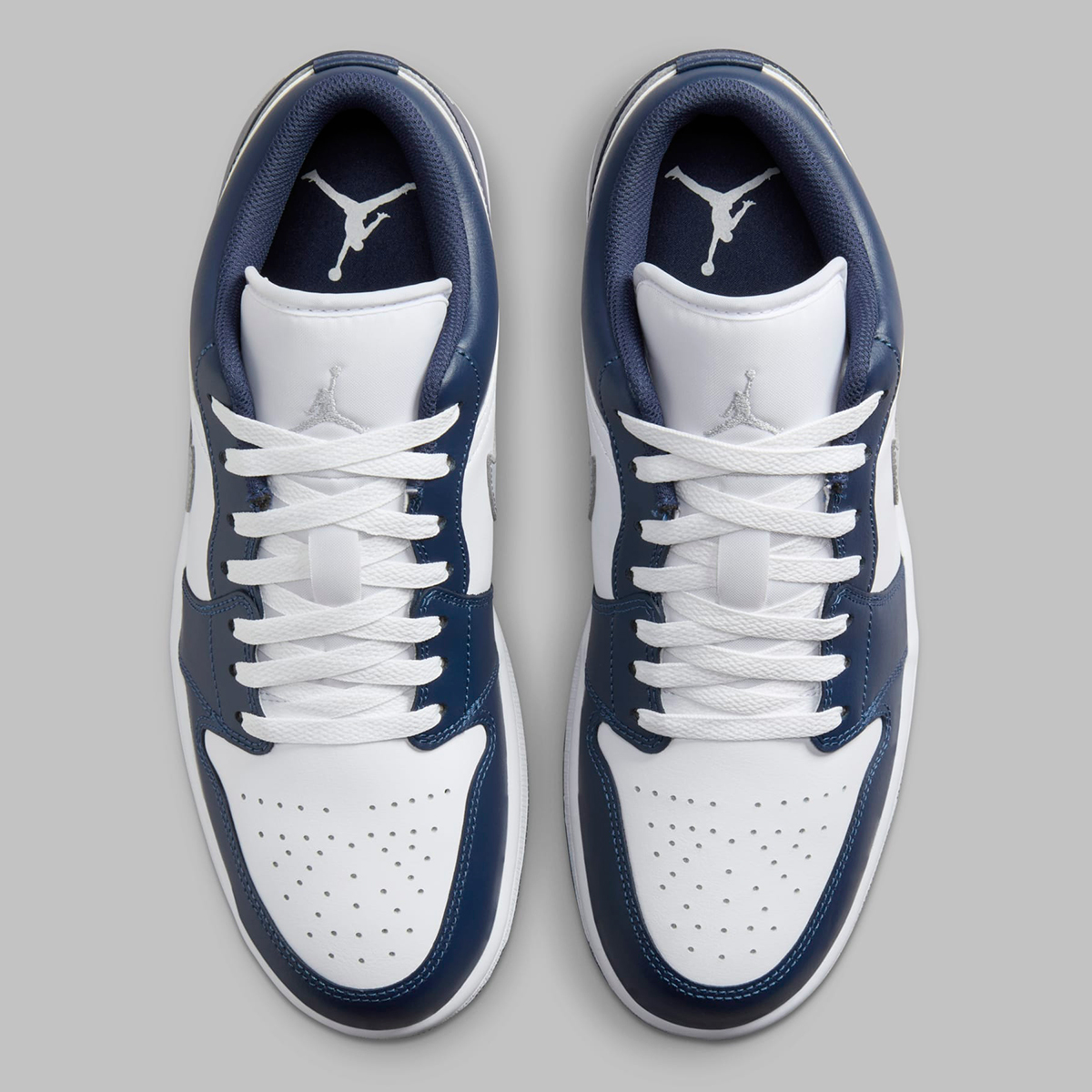 Air Jordan 1 Low White Wolf Grey Midnight Navy 553558 141 3