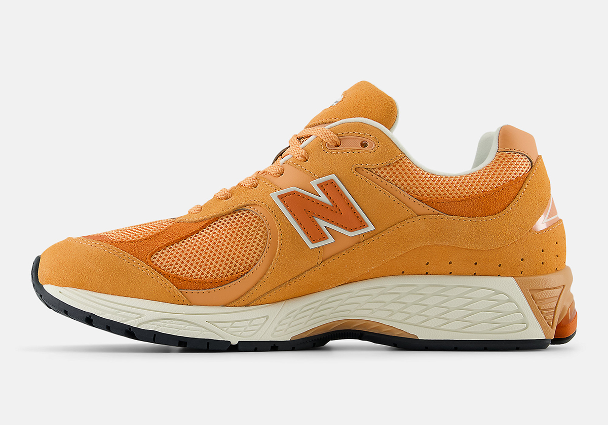 New Balance 2002r Copper Infield Clay Sea Salt M2002rfj 1