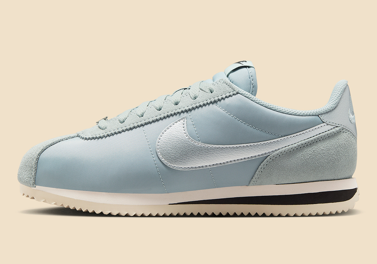 Nike Cortez Light Pumice Metallic Silver Dz2795 002 2