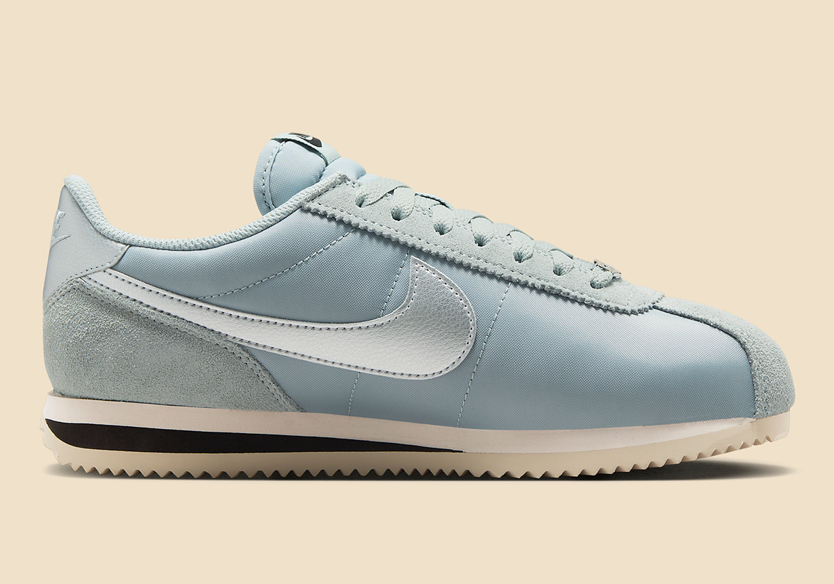 Nike Cortez Light Pumice Metallic Silver Dz2795 002 7