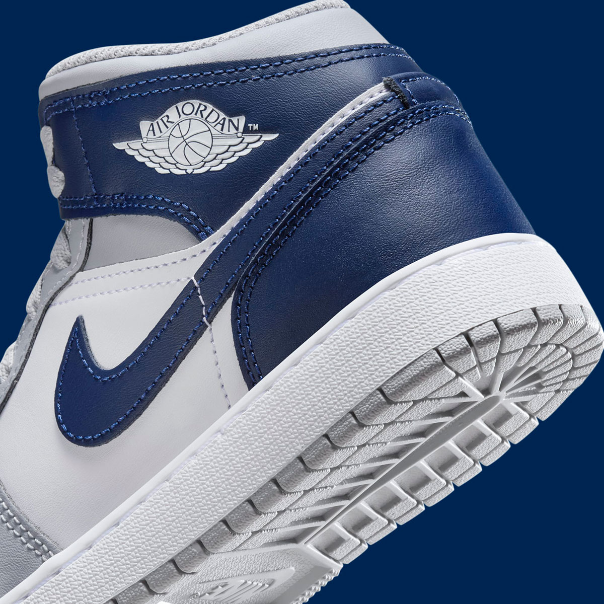 Air Jordan 1 Mid Grey Navy White Da8426 104 7