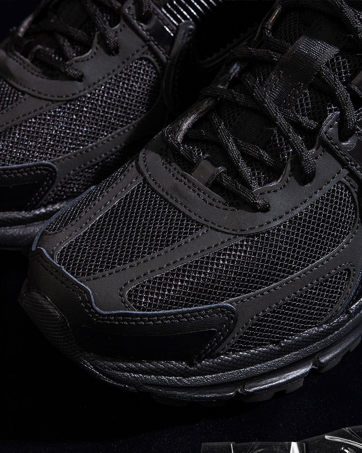 Dover Street Market Nike Zoom Vomero 5 Fz3313 001 5