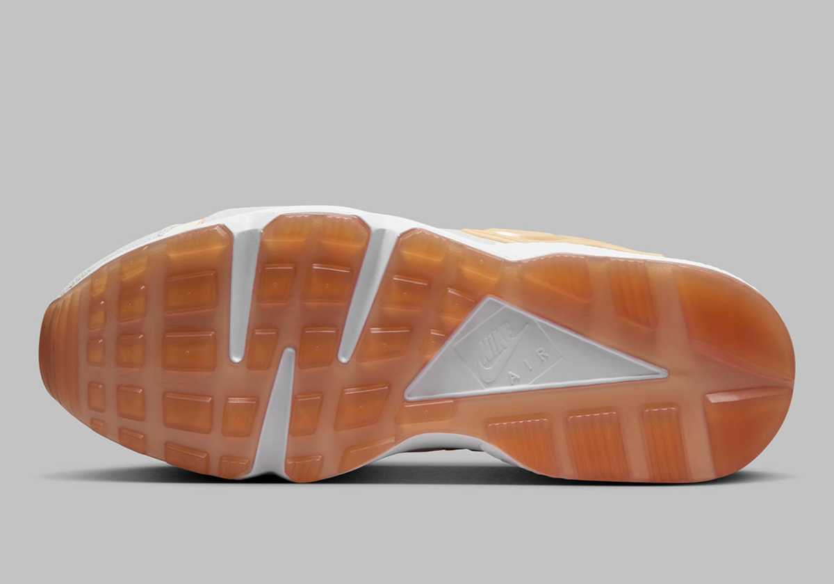 Nike Air Huarache Runner Light Smoke Grey Coconut Milk Dz3306 104 8