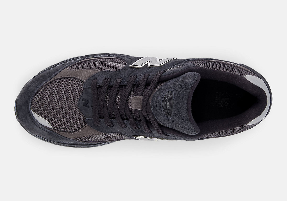 New Balance 2002r Black Grey Oxidized Soles M2002rbv 1