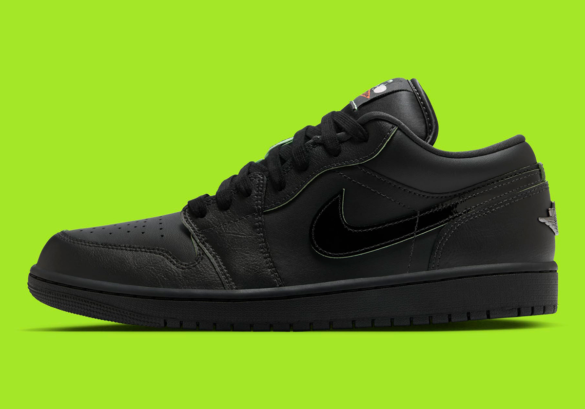 Air Jordan 1 Low Black Cat Mascot 5