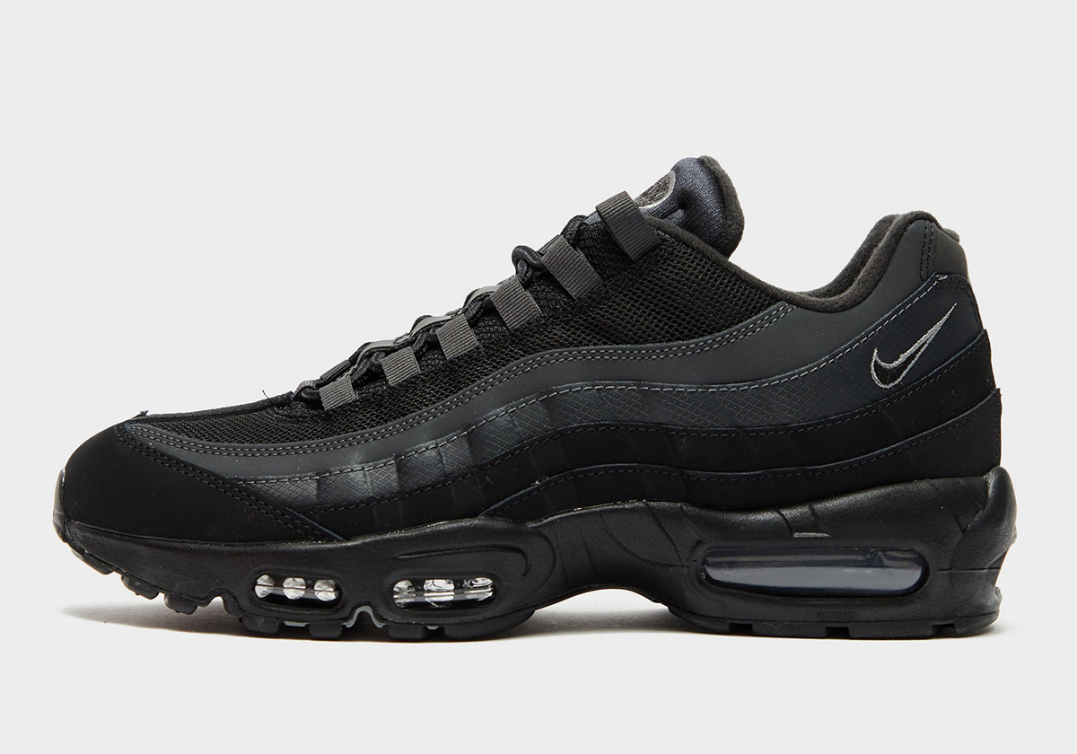 Nike Air Max 95 Black Anthracite Smoke Grey Hq3825 003 6