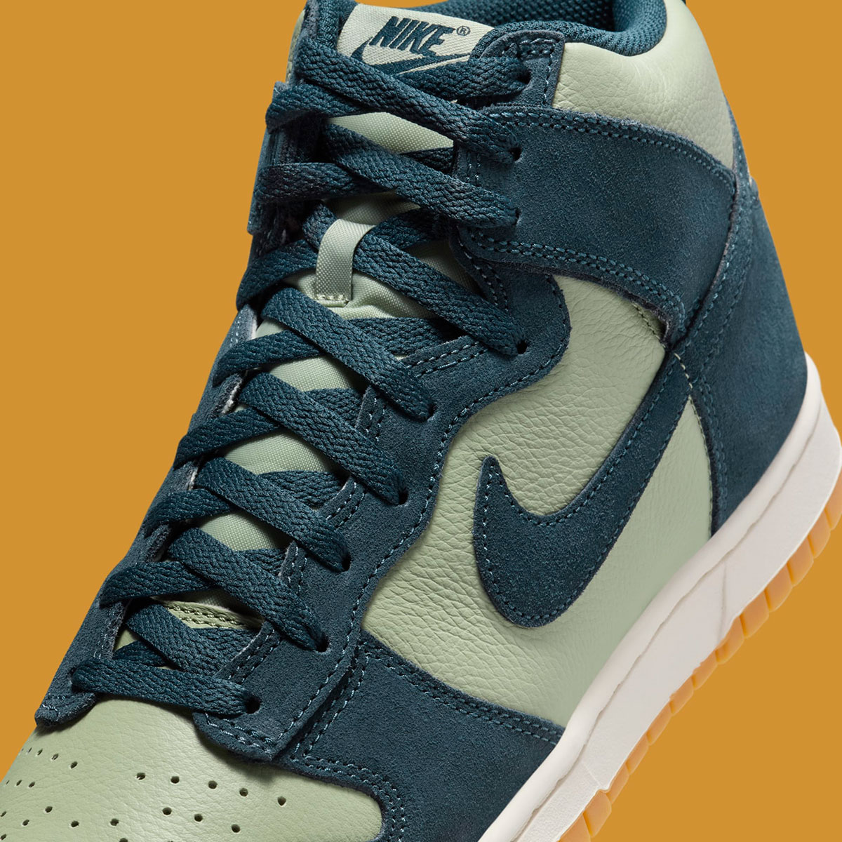 Nike Dunk High Jade Horizon Phantom Gum Yellow Armory Navy Fz4739 300 3