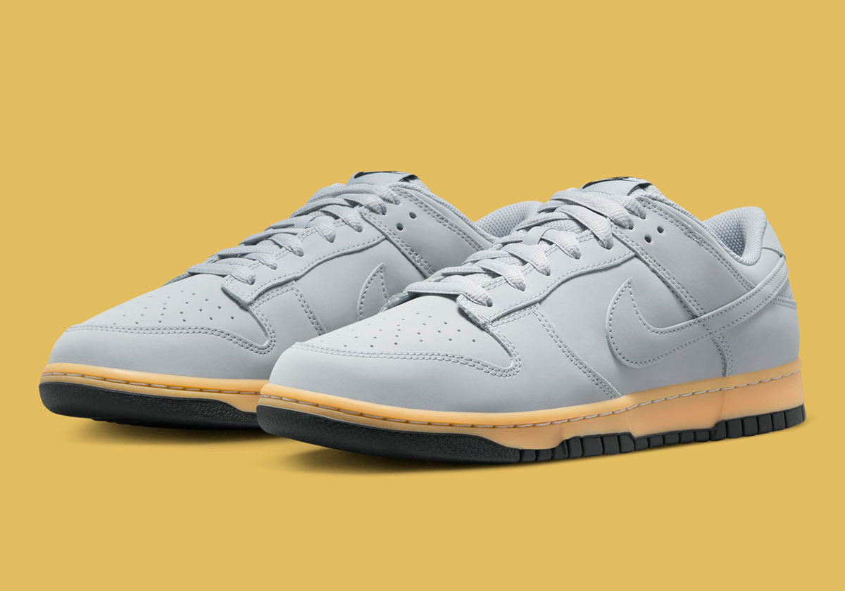Full Gum Midsoles Appear On The Nike Dunk Low