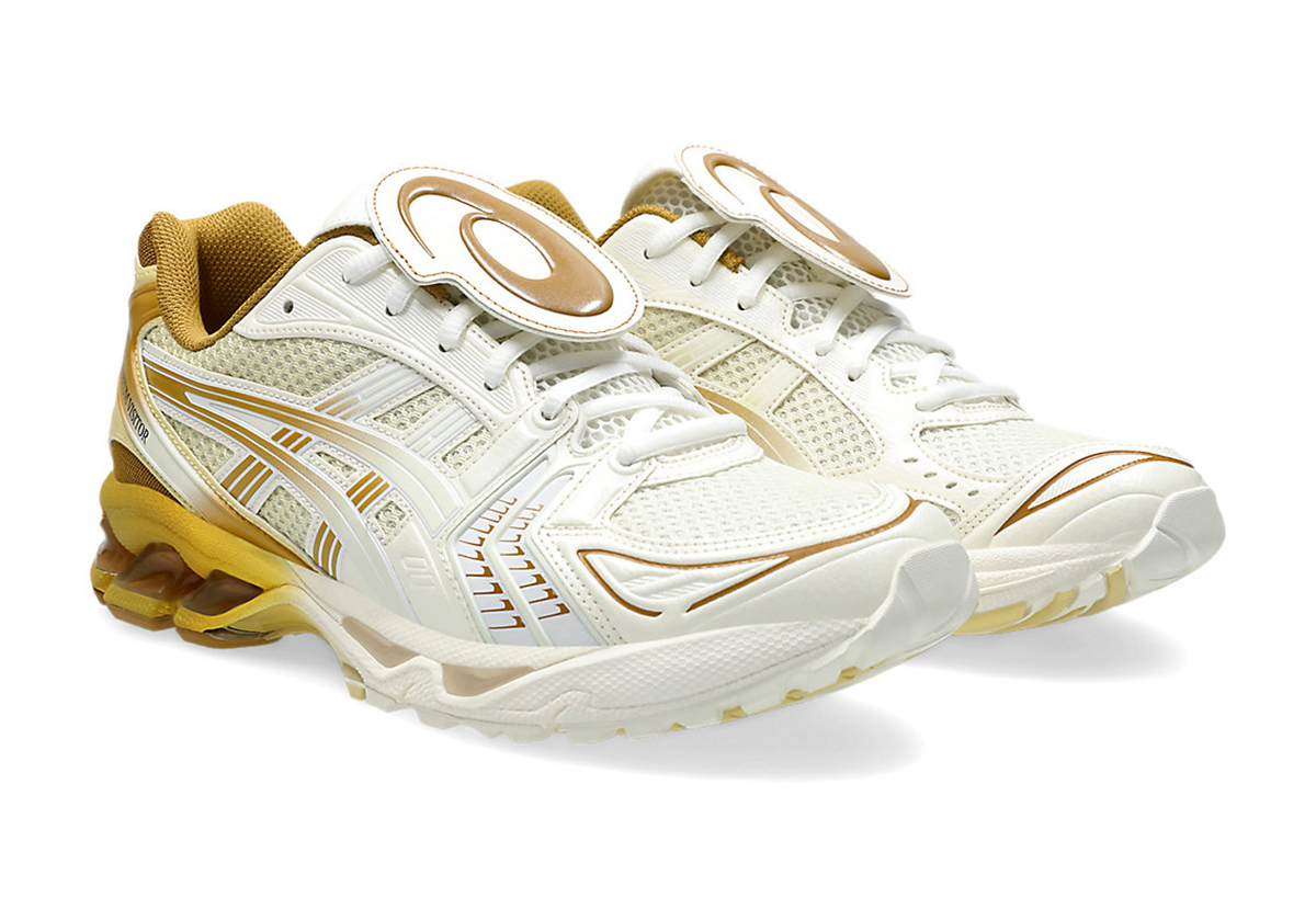 The Museum Visitor Asics Gel Kayano 14 White Gold 1203a528 100 2
