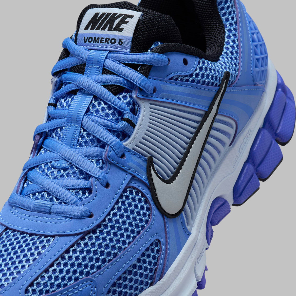 Nike Zoom Vomero 5 Royal Pulse Football Grey Persian Violet Metallic Platinum Fj2028 400 5
