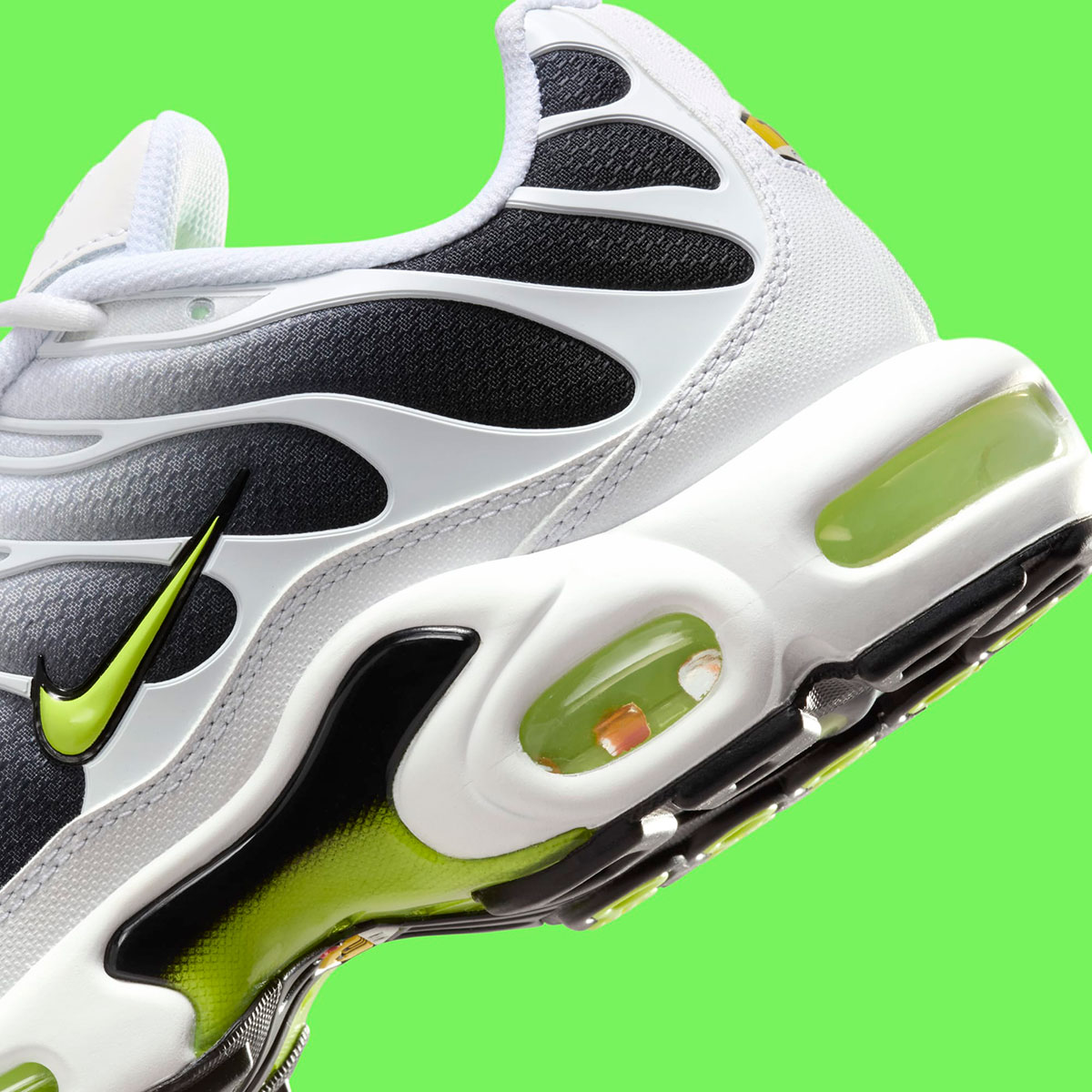 Nike Air Max Plus White Volt Black Dm0032 103 8