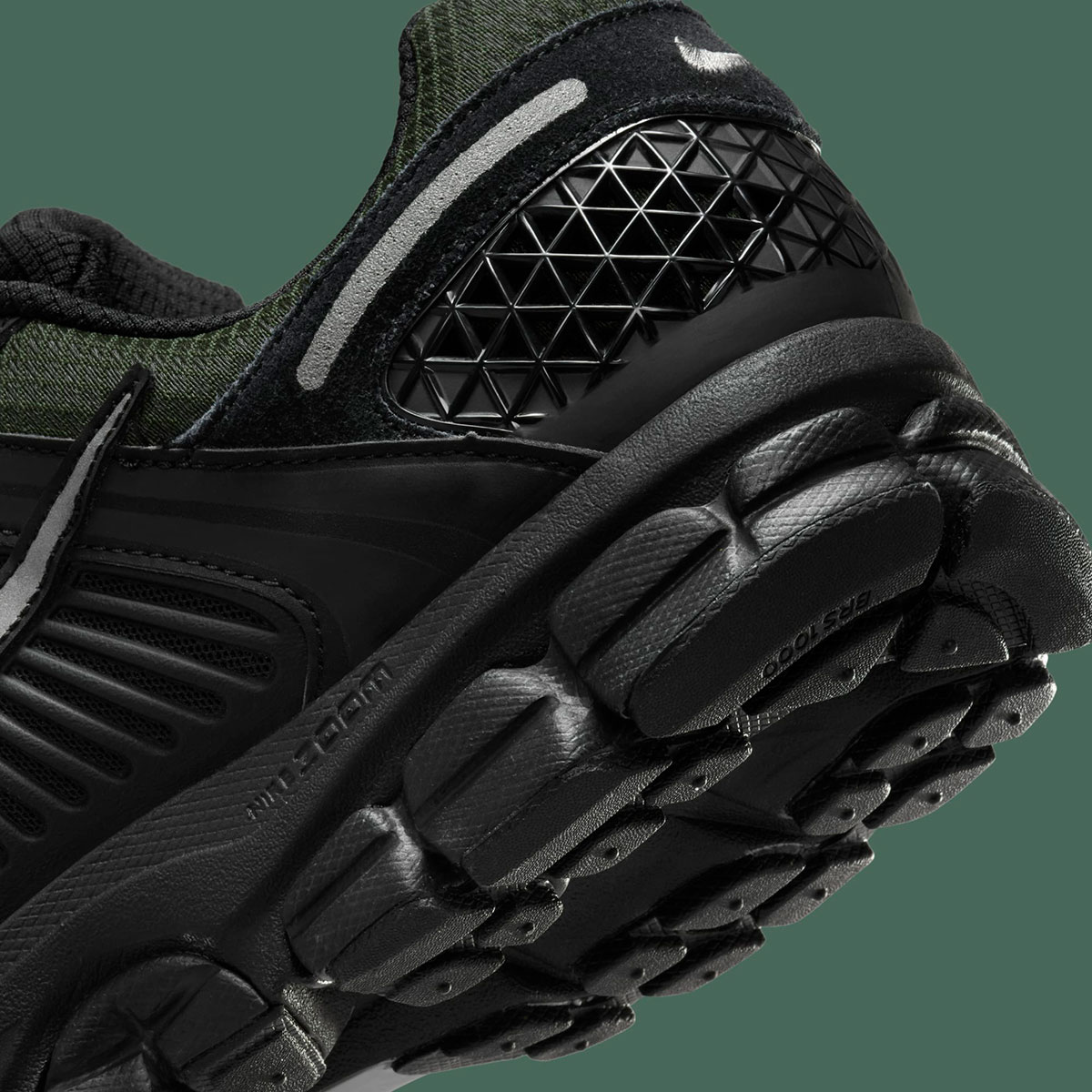 Nike Zoom Vomero 5 Black Grey Olive Hv2527 001 7