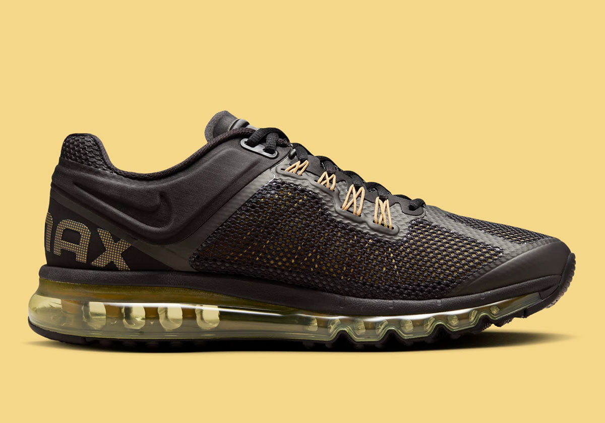 Nike Air Max 2013 Black Metallic Gold Flat Gold Hq1927 001 7