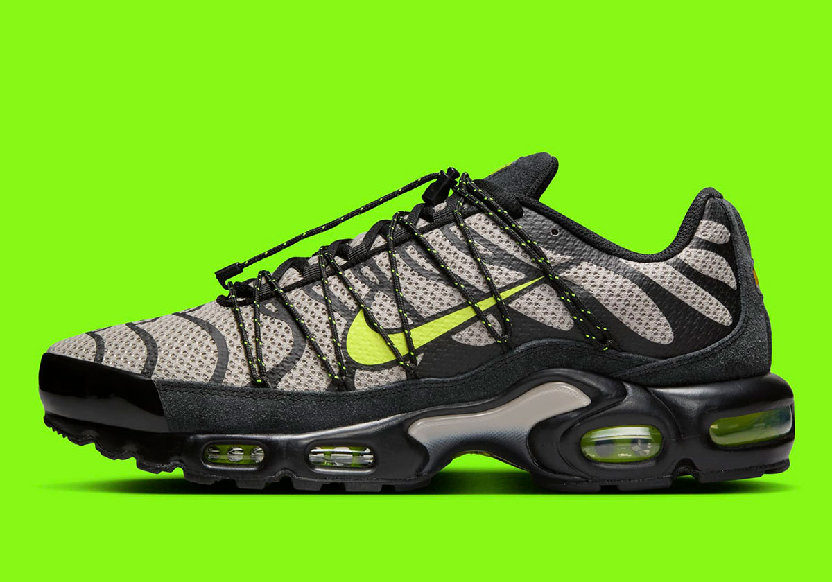 Nike Air Max Plus Utility Black Tan Volt Fd0670 003 1
