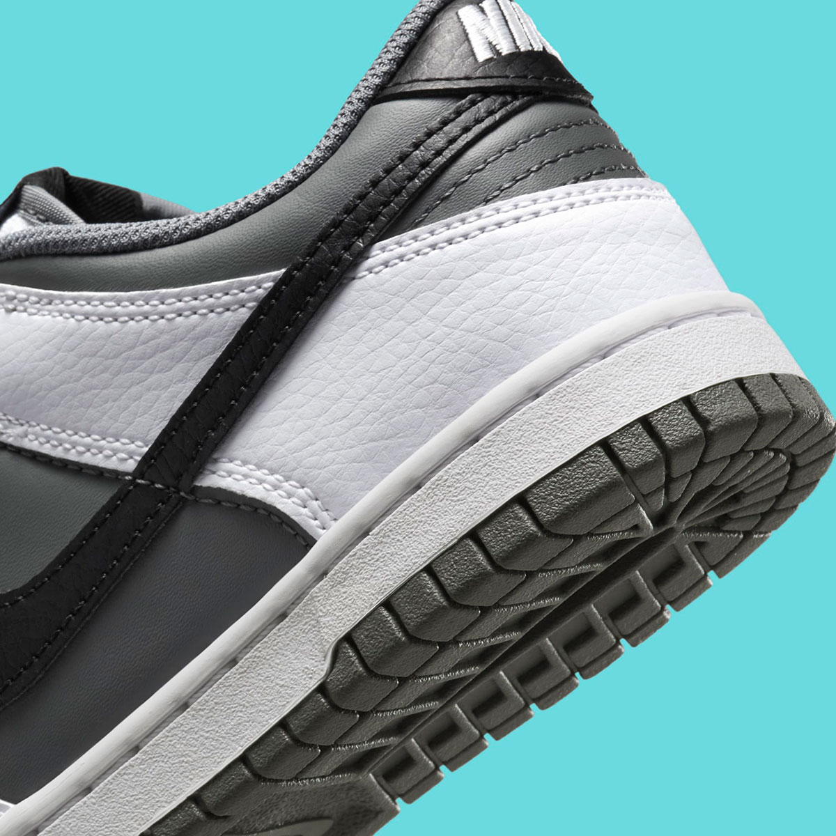Nike Dunk Low Gs Smoke Grey White Black Hj9202 100 5