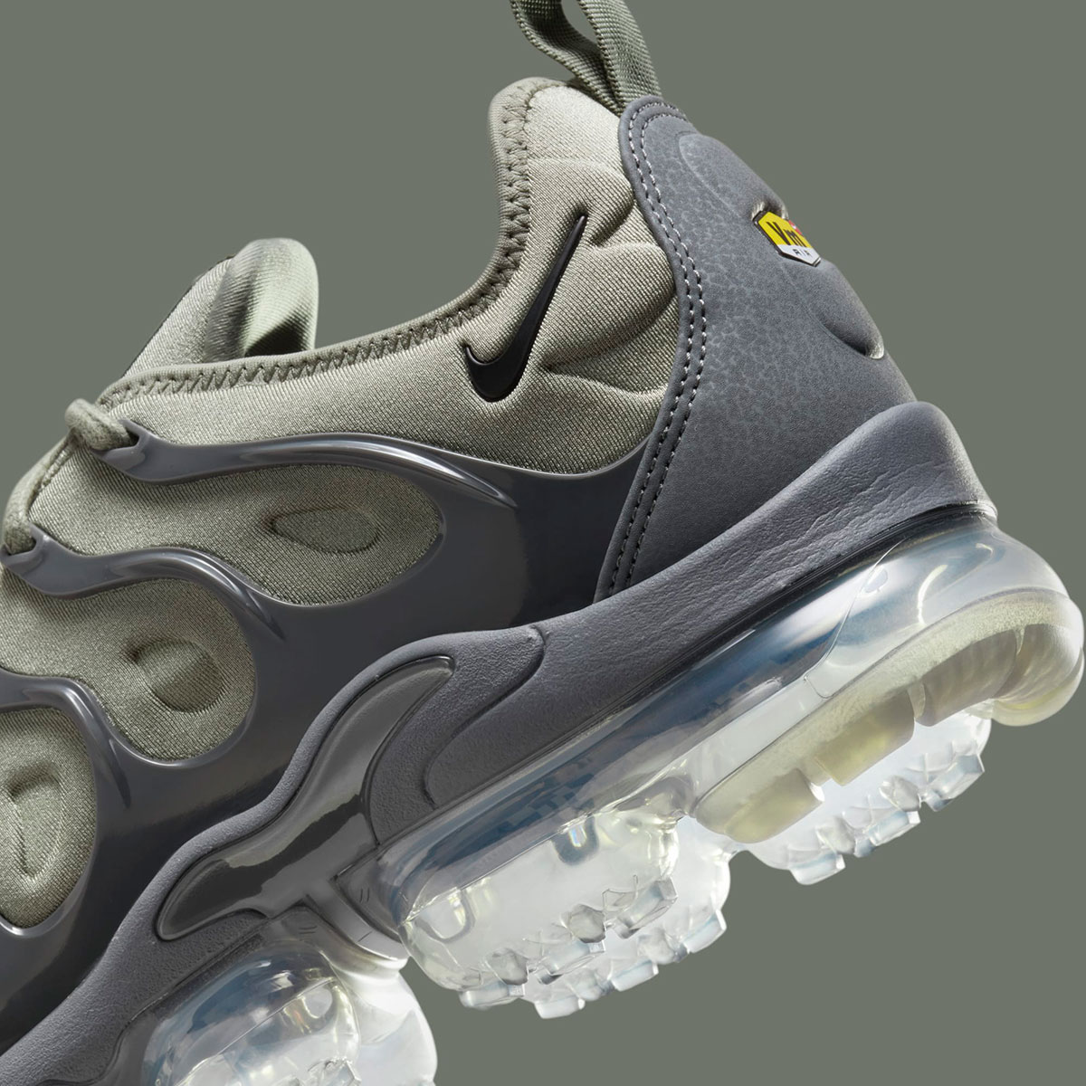 Nike Vapormax Plus Dark Stucco Dark Grey Anthracite At5681 001 3