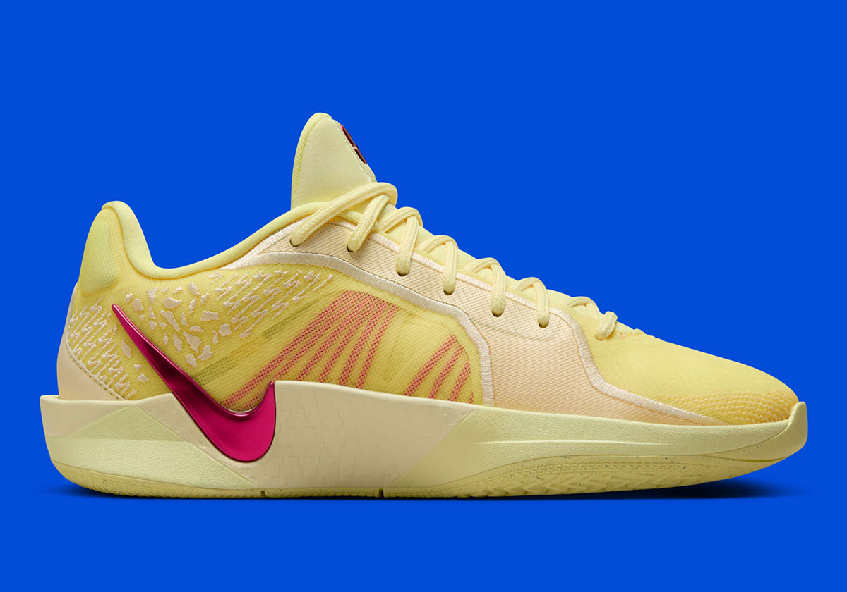 Nike Sabrina 2 Citron Tint Royal Pulse Alabaster Fq2174 800 6