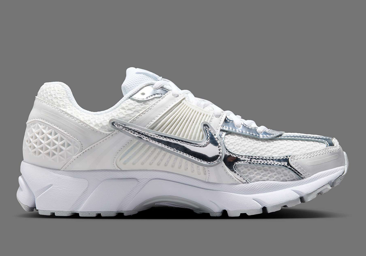 Nike Zoom Vomero 5 Chrome Toe Hf7723 100 4