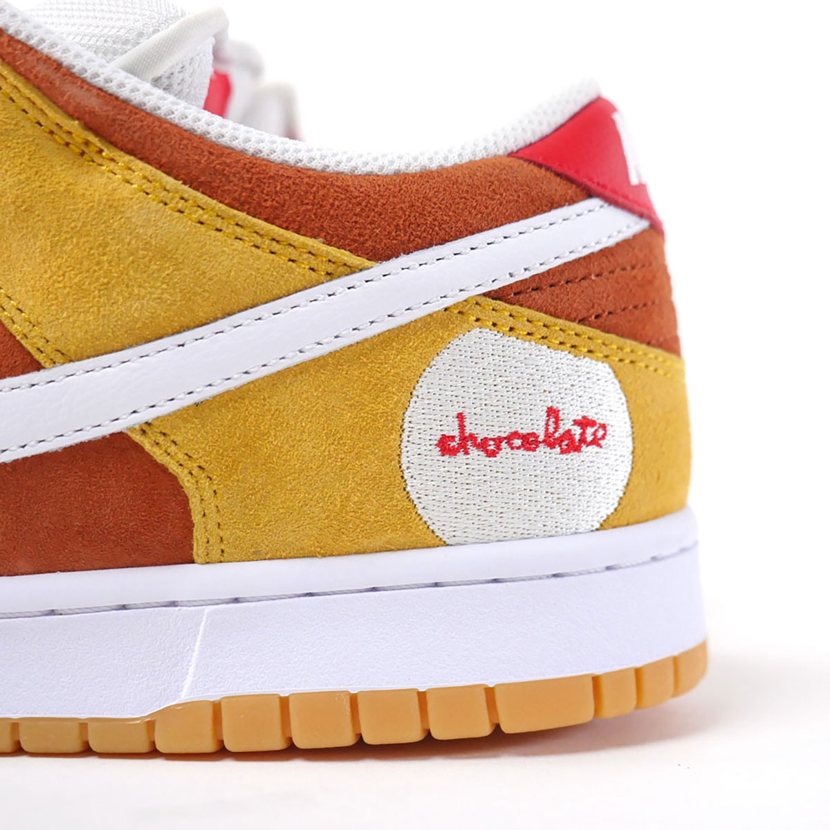 Chocolate Skateboards Nike Sb Dunk Sun Release Date 3