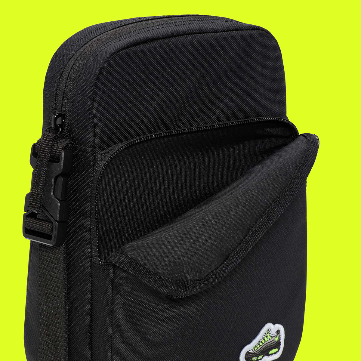 Nike Air Max 95 Neon Crossbody Bag Hj8329 010 2