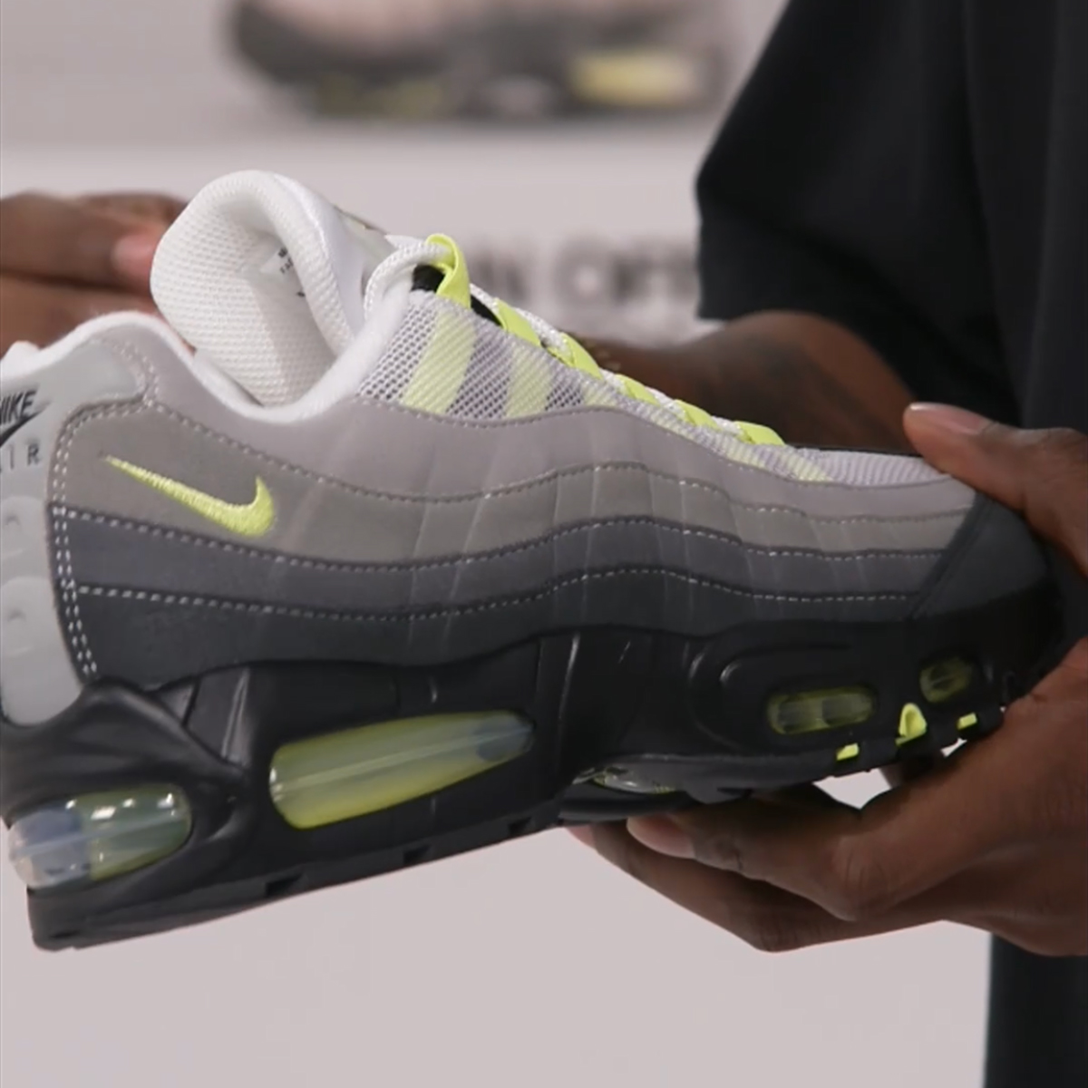 Nike Air Max 95 Neon Retro 2025 3