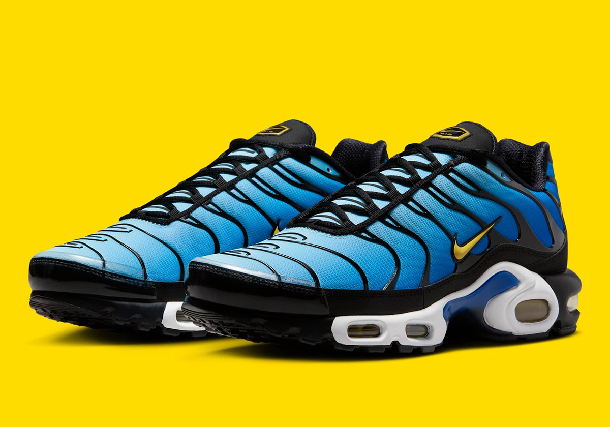 Nike Air Max Plus Hyper Blue 3