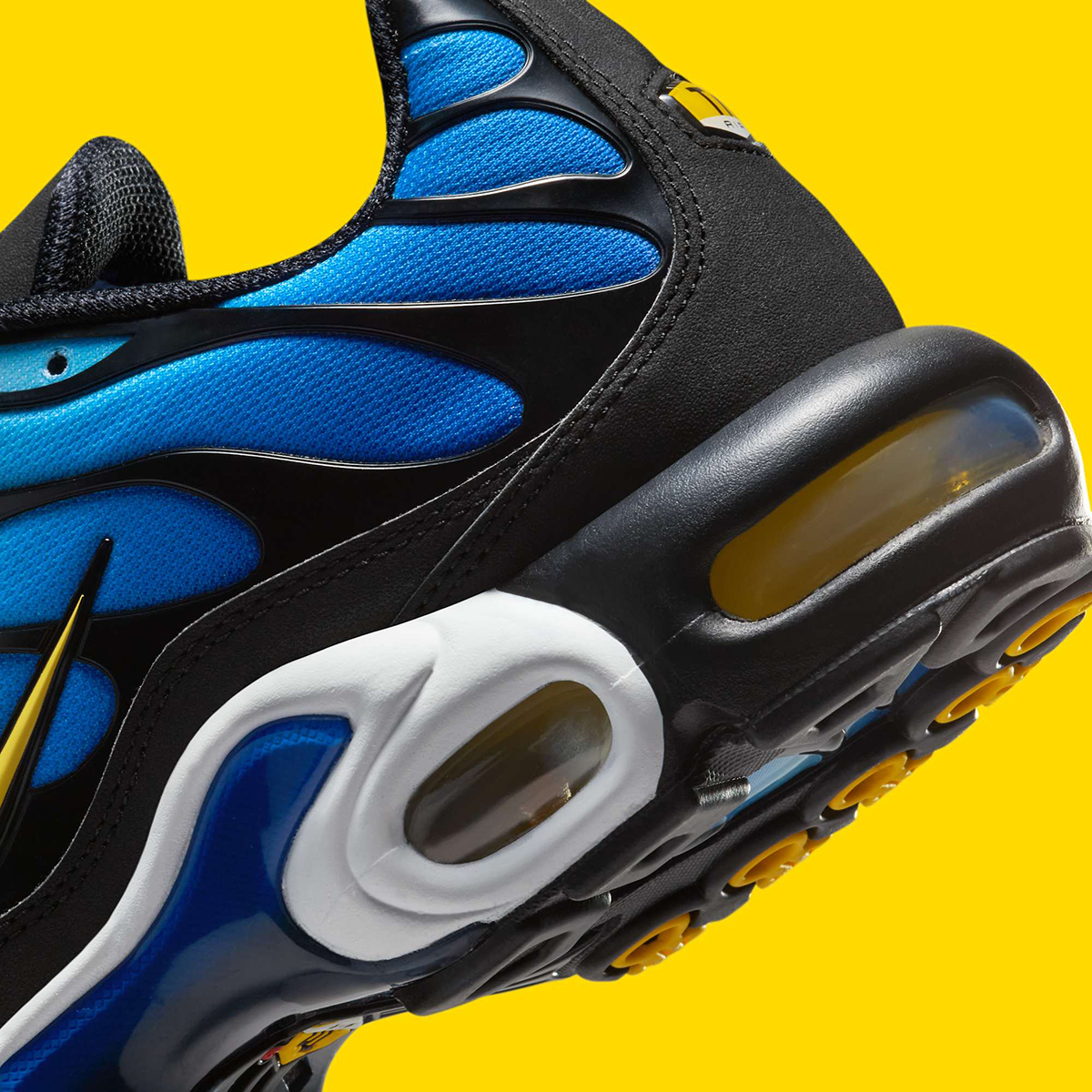 Nike Air Max Plus Hyper Blue 6