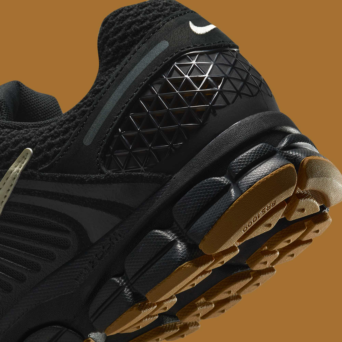Nike Zoom Vomero 5 Black Gum Ib4005 010 7