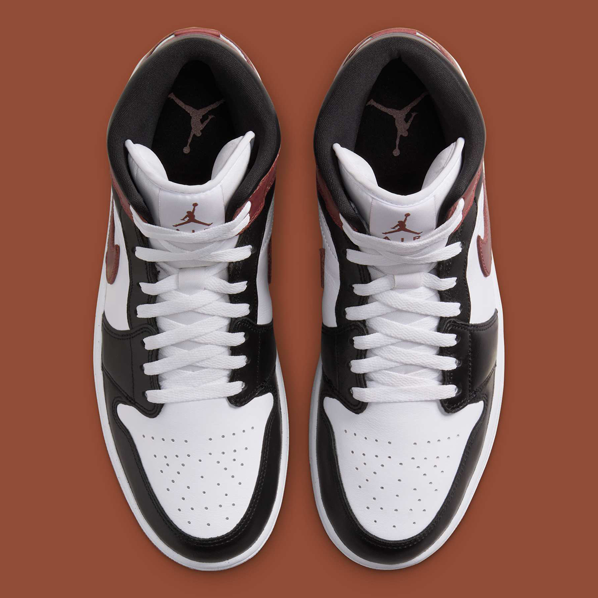 Air Jordan 1 Mid Dark Pony Hf3216 102 6