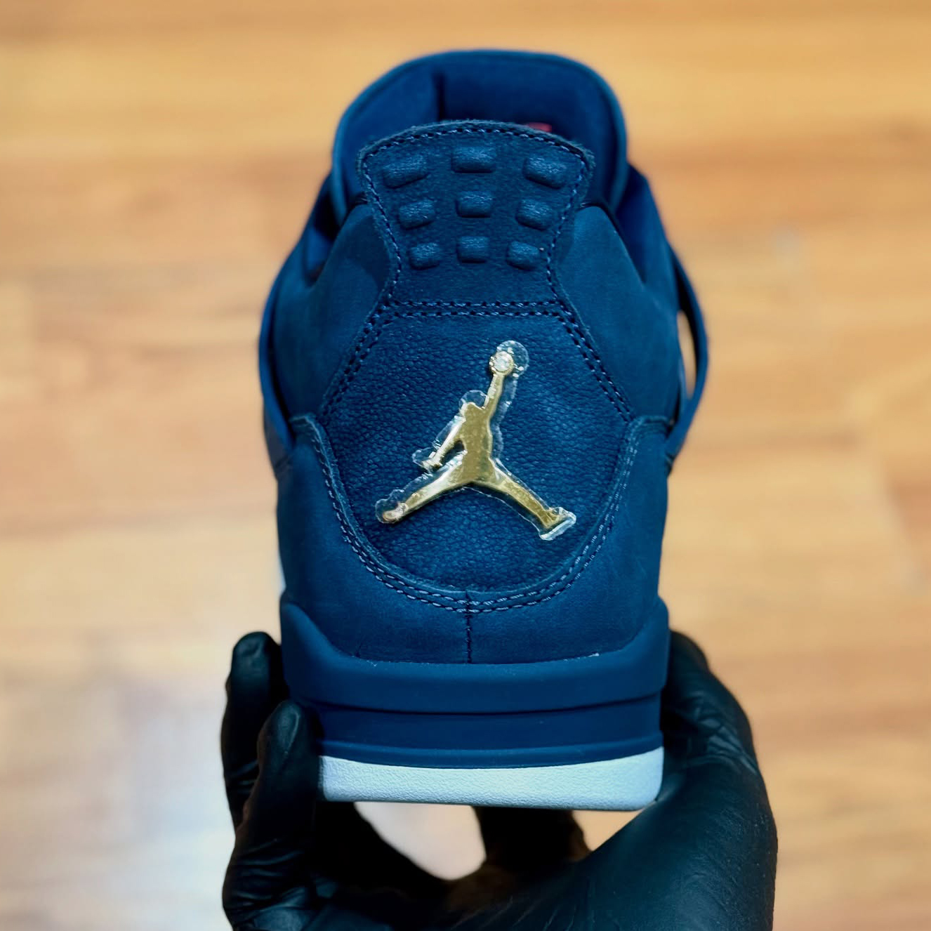 Air Jordan 4 Howard Bisons First Class Pe 7