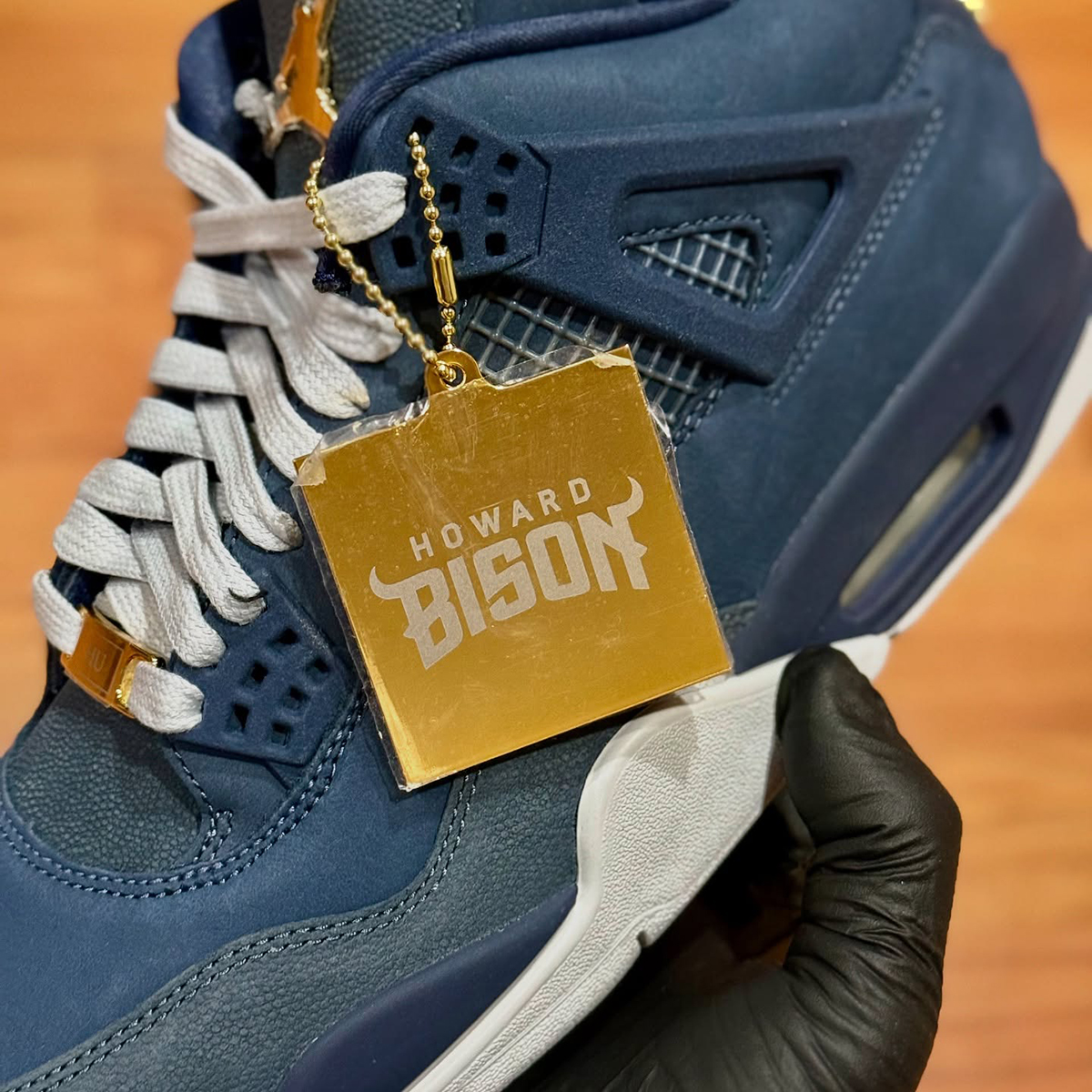 Air Jordan 4 Howard Bisons First Class Pe 9