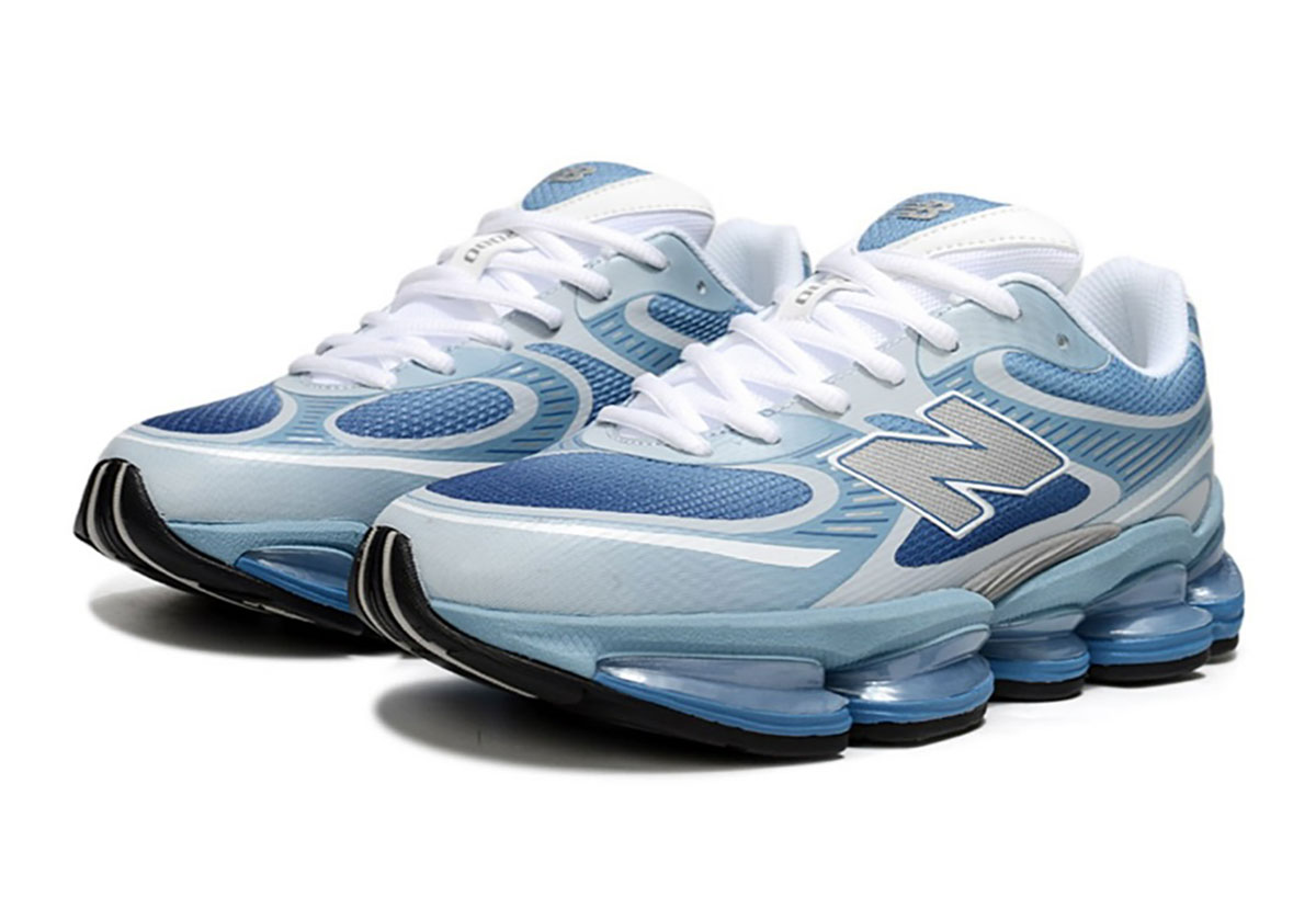 Blue New Balance 2000 4