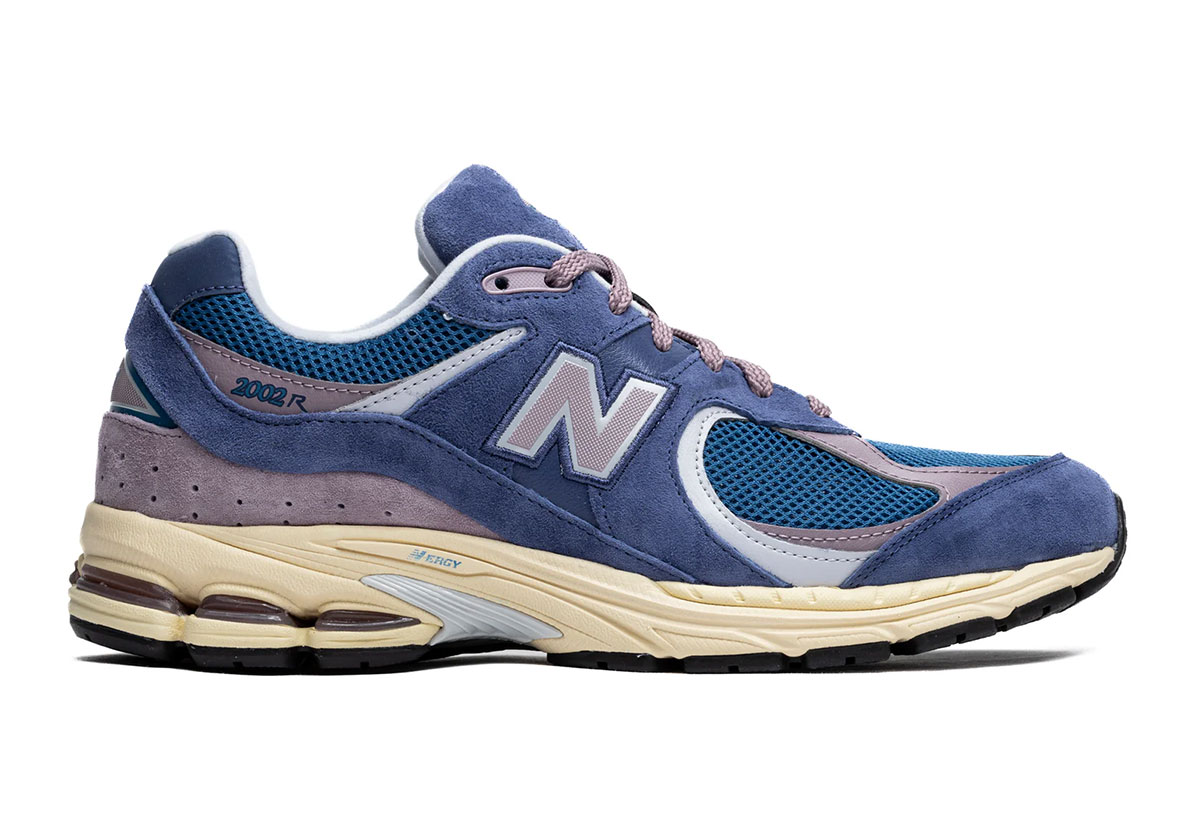 New Balance Enters A “Dream State” On The 2002R