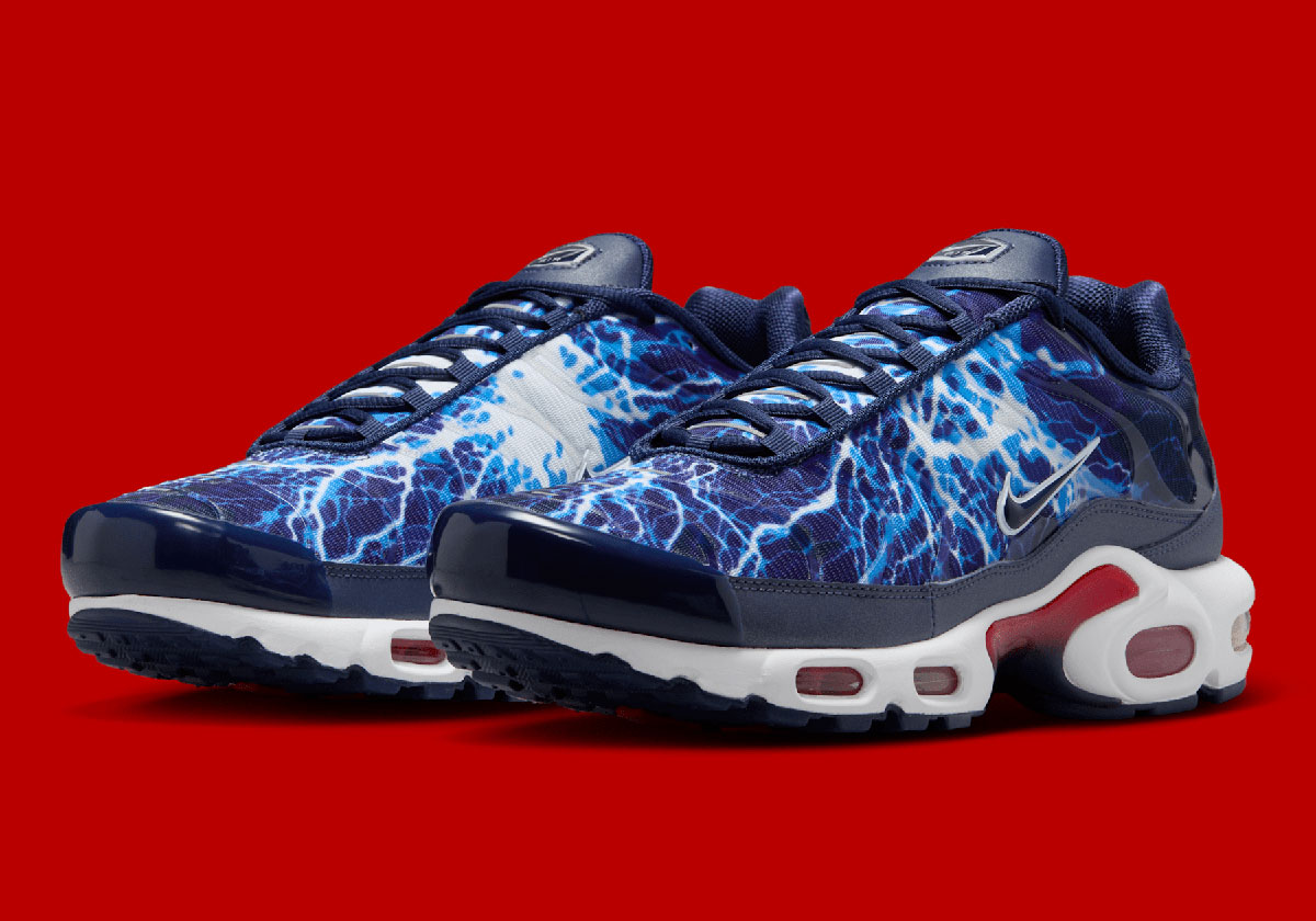 Official Images Of The Nike Air Max Plus “Eclair”