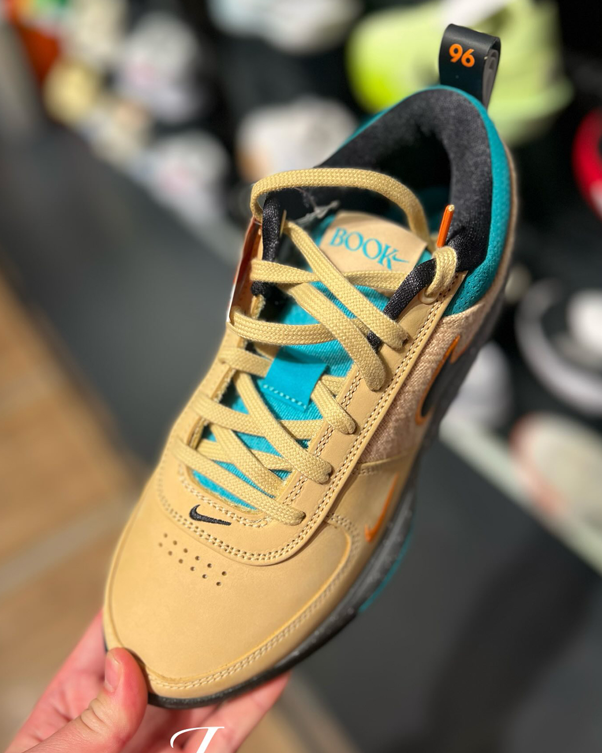 Nike Book 1 Mowabb If2405 200 7