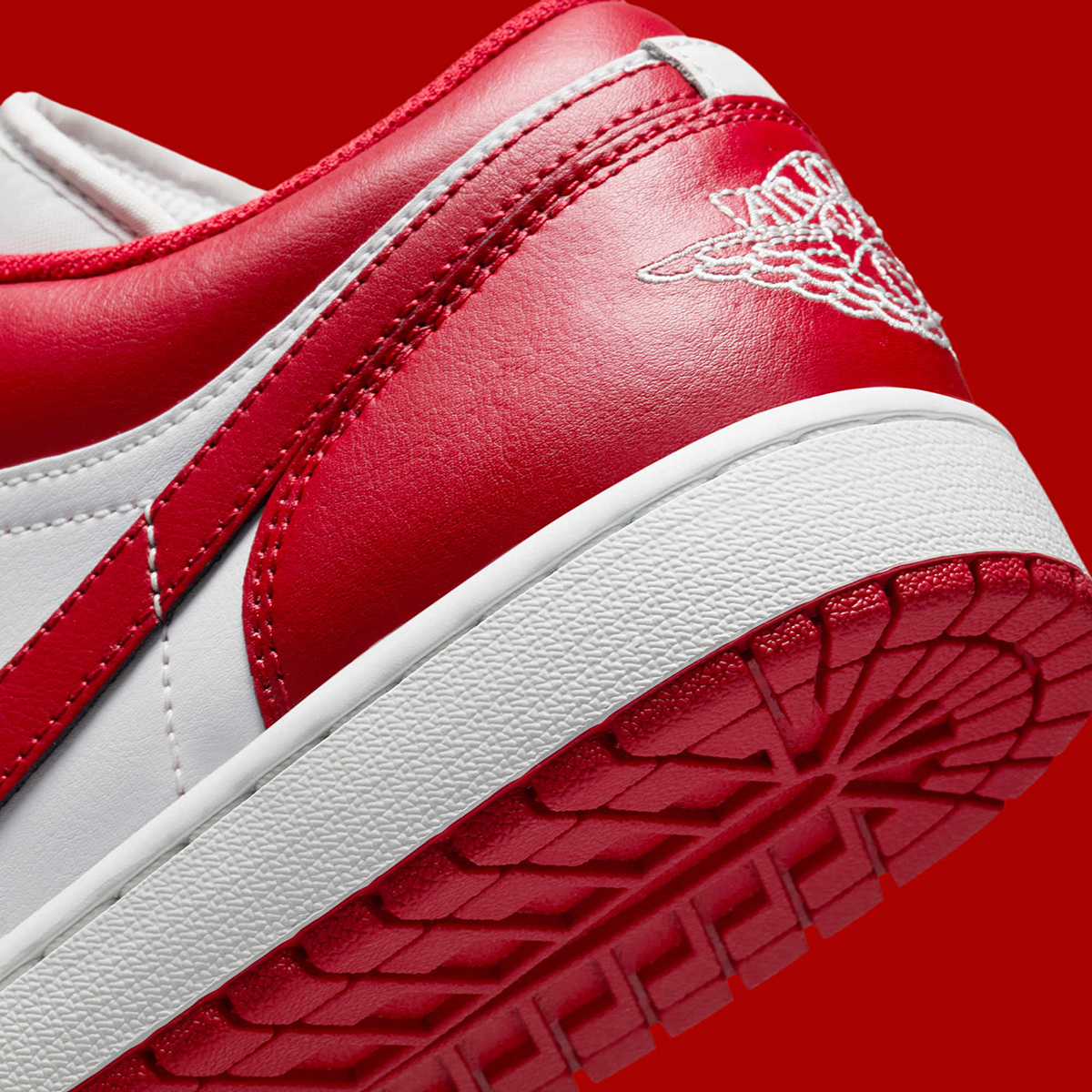 Air Jordan 1 Low Red White 553558 166 2